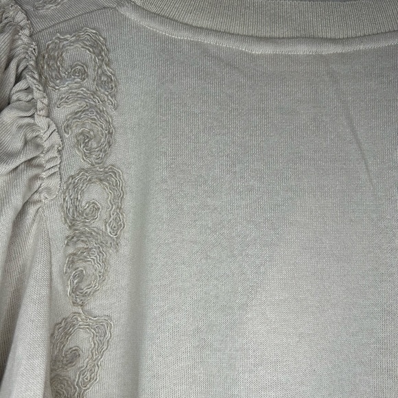 Splendid Sweater - Picture 4 of 4